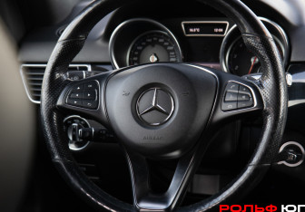 Подержанный автомобиль Mercedes-Benz GLE 2016 года (12 фото)