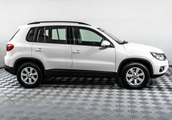 Подержанный автомобиль Volkswagen Tiguan 2012 года (4 фото)