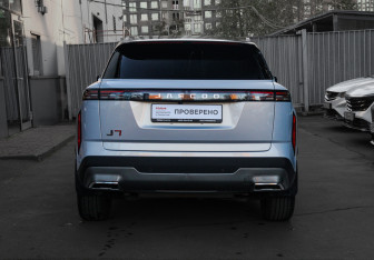 Подержанный автомобиль Jaecoo J7 2024 года (5 фото)