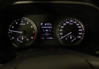 Подержанный автомобиль Hyundai Tucson 2018 года (12 фото)