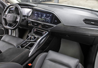 Подержанный автомобиль Geely Tugella 2021 года (11 фото)