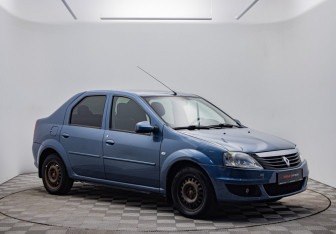 Подержанный автомобиль Renault Logan Sedan 2010 года (3 фото)