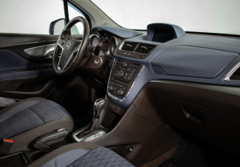 Подержанный автомобиль Opel Mokka 2014 года (9 фото)