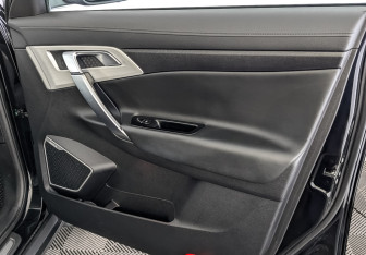 Подержанный автомобиль Geely Atlas 2019 года (25 фото)