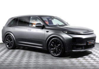 Подержанный автомобиль LiXiang L7 2023 года (3 фото)