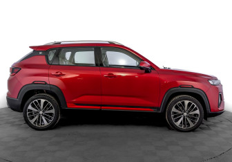 Подержанный автомобиль Changan CS35PLUS 2023 года (4 фото)