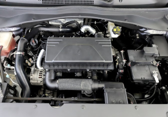 Подержанный автомобиль Москвич 3 2023 года (9 фото)