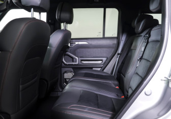 Подержанный автомобиль Jetour T2 2024 года (11 фото)