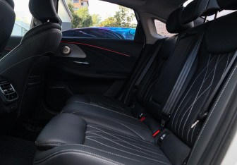 Подержанный автомобиль Chery Arrizo 8 2023 года (9 фото)