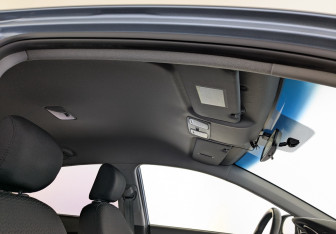 Подержанный автомобиль Kia Rio Sedan 2015 года (22 фото)