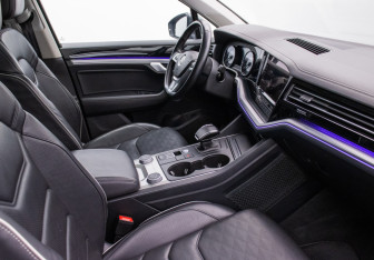 Подержанный автомобиль Volkswagen Touareg 2018 года (9 фото)
