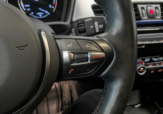 Подержанный автомобиль BMW X2 2021 года (26 фото)