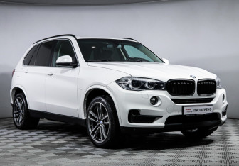 Подержанный автомобиль BMW X5 2016 года (3 фото)