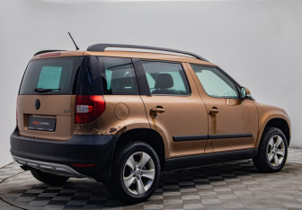 Подержанный автомобиль Skoda Yeti 2012 года (5 фото)