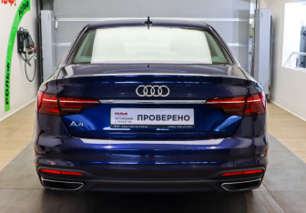 Подержанный автомобиль Audi A4 Sedan 2020 года (5 фото)