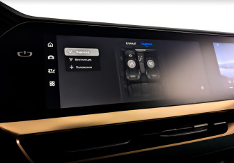 Подержанный автомобиль Geely Monjaro 2023 года (30 фото)