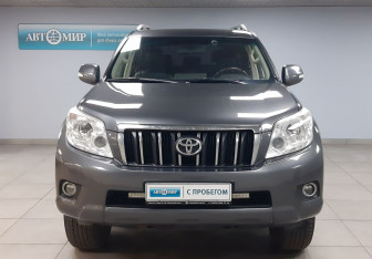 Подержанный автомобиль Toyota Land Cruiser Prado 2011 года (2 фото)