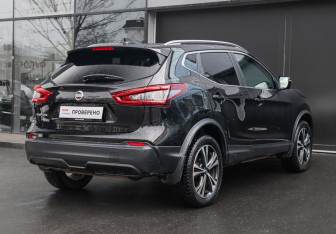 Подержанный автомобиль Nissan Qashqai 2021 года (4 фото)