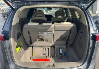 Новый Kia Carnival 2025 (8 фото)