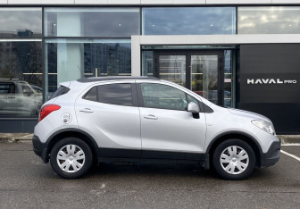 Подержанный автомобиль Opel Mokka 2014 года (4 фото)