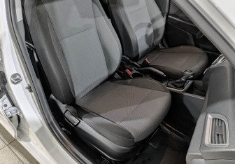 Подержанный автомобиль Hyundai Solaris Sedan 2022 года (24 фото)
