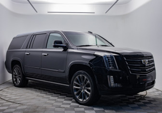 Подержанный автомобиль Cadillac Escalade Suv 2019 года (5 фото)
