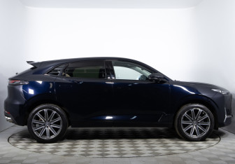 Подержанный автомобиль Changan UNI-K 2021 года (4 фото)