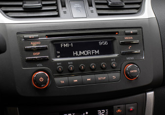 Подержанный автомобиль Nissan Sentra Sedan 2014 года (19 фото)