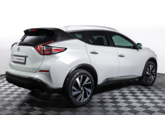 Подержанный автомобиль Nissan Murano Suv 2021 года (5 фото)