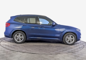 Подержанный автомобиль BMW X3 2021 года (4 фото)