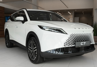 Новый Omoda C7 2025 (3 фото)