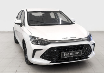 Подержанный автомобиль BAIC U5 Plus 2024 года (3 фото)