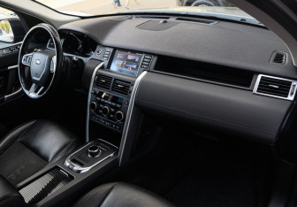 Подержанный автомобиль Land Rover Discovery Sport 2019 года (12 фото)