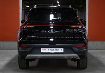 Подержанный автомобиль Москвич 3 2023 года (6 фото)