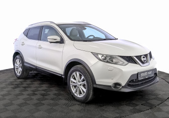 Подержанный автомобиль Nissan Qashqai 2018 года (3 фото)