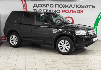 Подержанный автомобиль Land Rover Freelander 2014 года (3 фото)