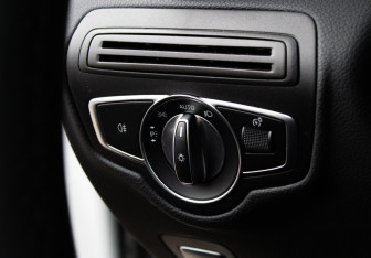 Подержанный автомобиль Mercedes-Benz GLC Coupe 2022 года (21 фото)