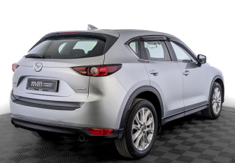 Подержанный автомобиль Mazda CX-5 2019 года (5 фото)