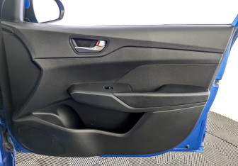 Подержанный автомобиль Hyundai Solaris Sedan 2020 года (24 фото)