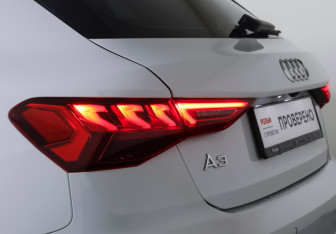 Подержанный автомобиль Audi A3 Hatchback 2021 года (22 фото)