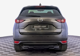 Подержанный автомобиль Mazda CX-5 2020 года (6 фото)