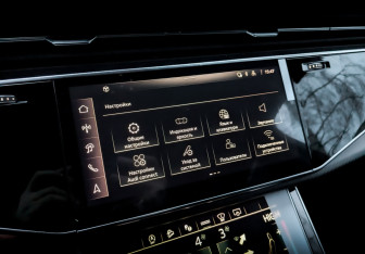 Новый Audi Q7 2025 (11 фото)