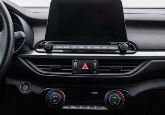 Подержанный автомобиль Kia Cerato Sedan 2019 года (14 фото)