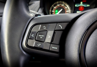 Подержанный автомобиль Jaguar F-Type Coupe 2016 года (26 фото)