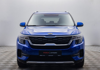 Подержанный автомобиль Kia Seltos 2021 года (8 фото)