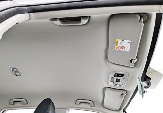 Подержанный автомобиль Geely Coolray 2022 года (22 фото)