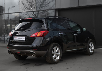 Подержанный автомобиль Nissan Murano Suv 2011 года (5 фото)