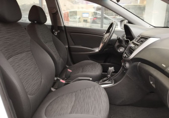 Подержанный автомобиль Hyundai Solaris Sedan 2014 года (10 фото)