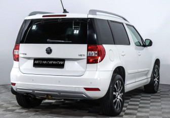 Подержанный автомобиль Skoda Yeti 2017 года (3 фото)