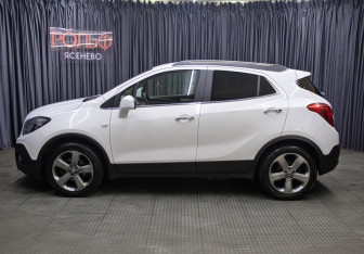 Подержанный автомобиль Opel Mokka 2013 года (8 фото)